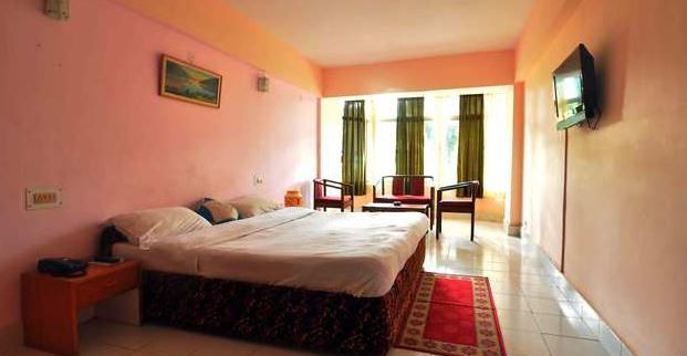 Hotel Anamika Найнитал Экстерьер фото