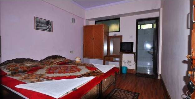 Hotel Anamika Найнитал Экстерьер фото